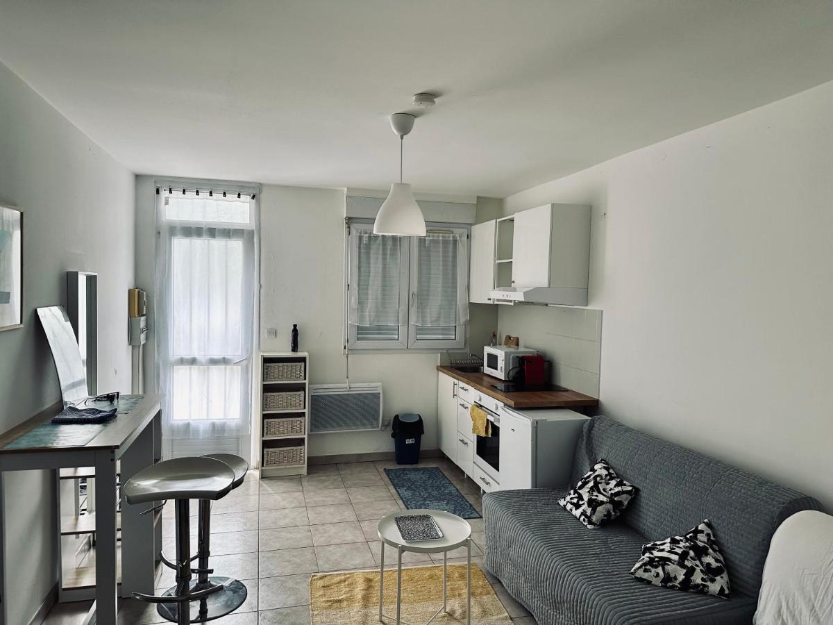 Superbe Appartement T1 proche Disney Champs-Sur-Marne Exterior foto